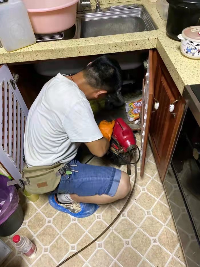 沙河通下水道