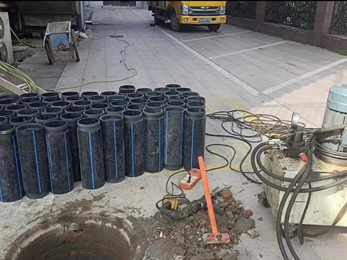 沙河PE置换管厂家 DN315置换管 非开挖管短管置换